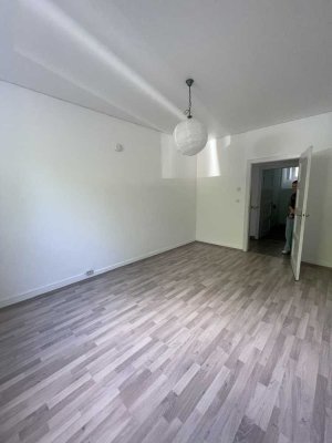 Exklusive, gepflegte 2-Raum-Wohnung gegenüber Zoo!