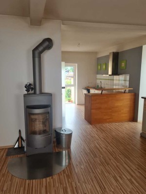 5-Zimmer Einfamilienhaus mit Garage in Kirchheim an der Weinstraße