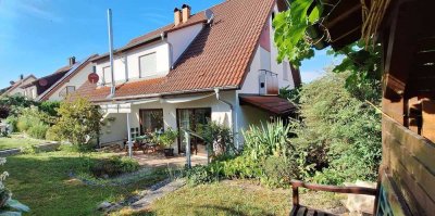 Schöne Doppelhaushälfte in Stetten bei Meersburg