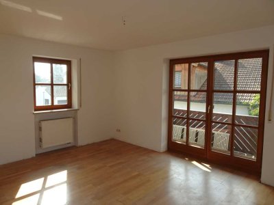 2-Zimmer-Wohnung im I. OG mit Süd- und Ostbalkon
