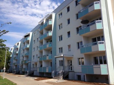 Schöne 3-Raum-Wohnung mit Aufzug und Balkon