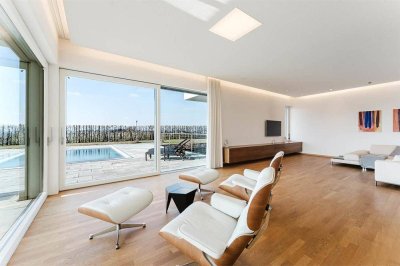 ARCHITEKTENTRAUM MIT WEITLÄUFIGEM GRUNDSTÜCK!Moderne Villa nahe Ried