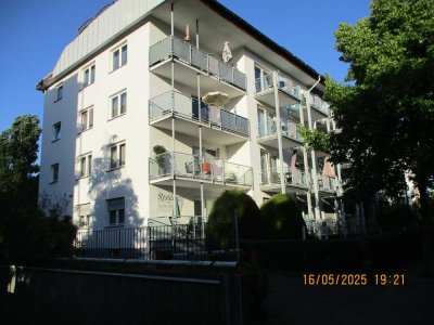 Badeallee Bad KH - 1-Zi.-App. frei - von Privat Tel.: 0177 - 57 57 973