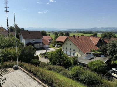 Das Allgäu vor den Augen - Großzügiges Zweifamilienhaus mit tollem Panoramablick