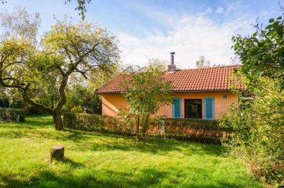 Ein Haus - zwei Möglichkeiten! - Häuschen als Dauerwohnsitz oder Feriendomizil in Creußen OT