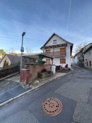 Familienfreundliches Haus in naturnaher Lage - sofort bezugsfrei!