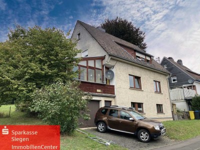 Zweifamilienhaus mit viel Potential und großzügigem Grundstück in begehrter Lage von Büschergrund