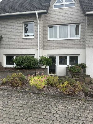 Helle, frisch renovierte Nichtraucher-Wohnung in guter Lage