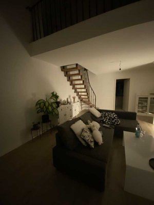Lichtdurchflutete Maisonette Wohnung in Pinneberg