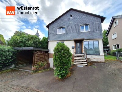Ein Haus für die ganze Familie
--- großer Garten inklusive ---
