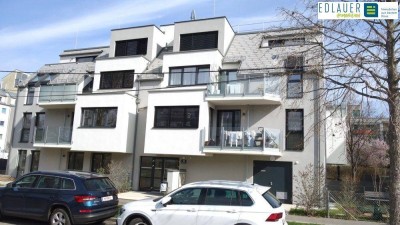 Sonniger Neubau in ruhiger Lage mit Eigengarten!