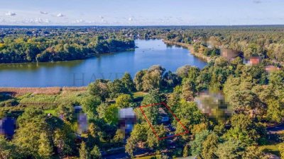 Attraktives Haus am See mit großem Gartengrundstück