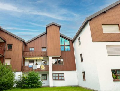 Gepflegte 3-Zimmer-Maisonette-Wohnung mit Balkon und Tiefgaragenstellplatz in Weilheim
