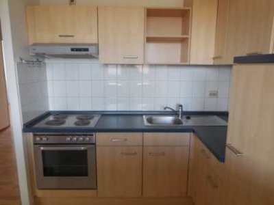 3 Zimmer mit Einbauküche