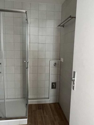 Helle 2-Zimmer Wohnung mit Balkon im 4. OG in Nürnberg-Tullnau