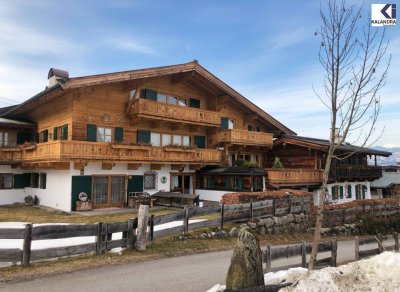 "SKI-IN SKI-OUT"/ FERIENWOHNUNG am Fuße des HAHNENKAMMS