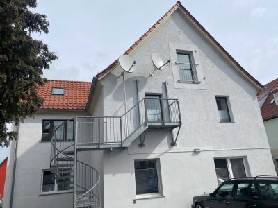 Großzügige Wohnung mit Einbauküche nur 100m vom Süßen See entfernt!