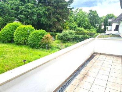 Großzügige 5-Zimmer-Wohnung in gepflegter Villa in bester Lage von Essen-Stadtwald