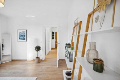 Lichtdurchflutete renovierte Wohnung in toller Lage, bezugsfrei