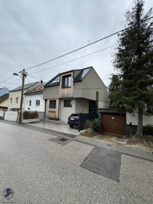 Moderne Etagenwohnung mit Terrasse und Stellplatz in 1140 Wien