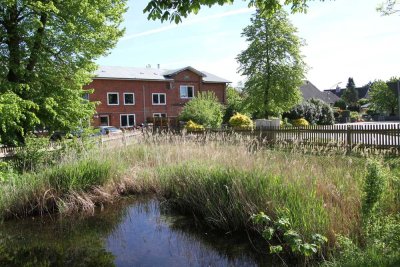 Gepflegtes Mehrfamilienhaus mit historischem Charme in zentraler Lage von Lasbek-Dorf