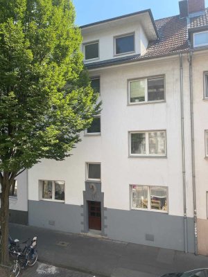 Moderne 3-Zimmerwohnung in Zollstock - WG-geeignet