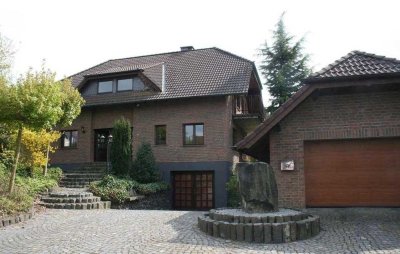 Freistehendes Einfamilienhaus im Landhausstil