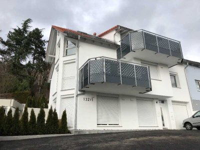 Helle, großzügige vier Zimmer Wohnung in Plochingen