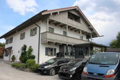 4 Zimmerwohnung mit Garten und überdachter Terrasse, Barrierefrei