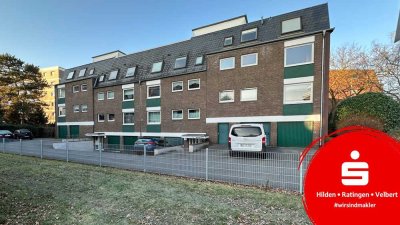 Helle Drei-Raum-Wohnung mit großem Balkon und großer Garage in Ratingen Lintorf