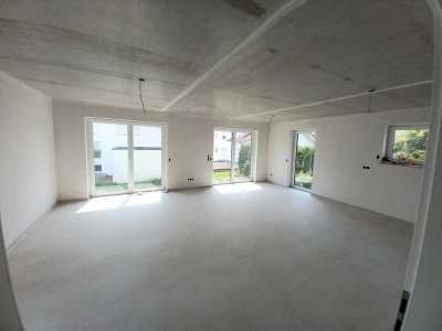 ERSTBEZUG, sehr helle 2,5-Zimmer EG-Wohnung in Munderkingen