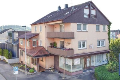 INVESTITIONSCHANCE: MEHRFAMILIENHAUS MIT AUSBAURESERVE IM HERZEN VON BOPFINGEN