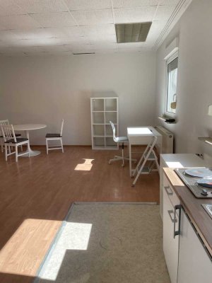 Helles möbliertes 1-Zi.-Apartment in Bergheim
