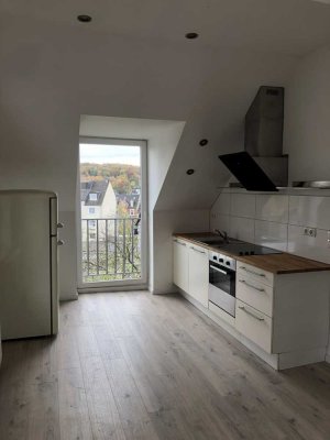 Attraktive 4-Zimmer Wohnung im 3. OG in Wuppertal-Elberfeld