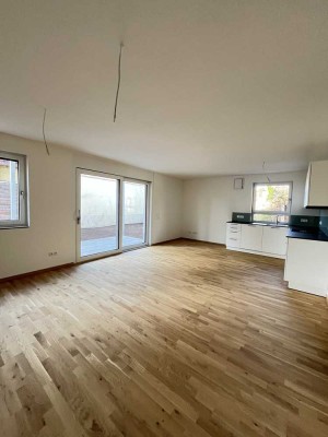 Traumhafte 3 Zi. Erdgeschosswohnung mit großem Garten und hochwertiger Einbauküche