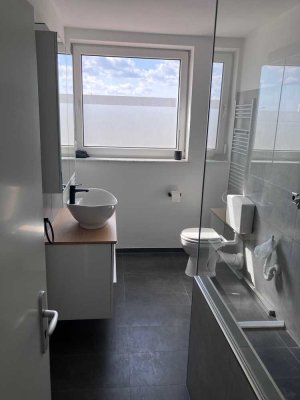 Schöne und modernisierte 2-Raum-Wohnung mit Einbauküche in Salzgitter-Bad