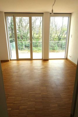 Moderne 2-R-Whg. in 2.Reihe, Balkon, TG. Ruhige Wohnlage DD Neustadt