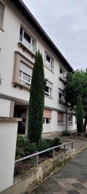 Helle 3 ZKB-Wohnung im 2. OG