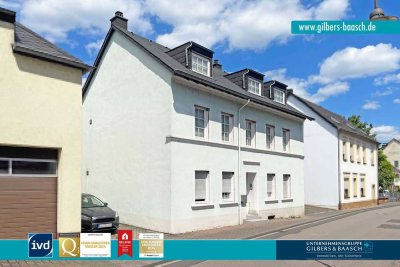 Schweich: Großes Wohnhaus mit Garten, Scheune, Hoffläche + moderne Bäder, moderne Haustechnik