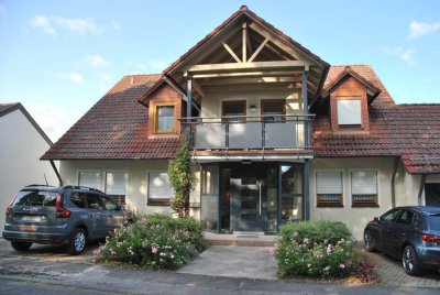 Helle 2 Zimmer-Wohnung in Heustreu mit Panoramablick