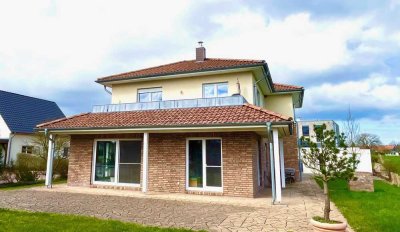 RESERVIERT - Große Eigentumswohnung im 2 Familienhaus mit 2 Dachterrassen