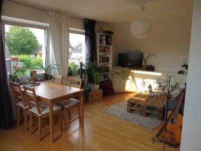 Modernisierte 2-Zimmer-Wohnung mit Einbauküche in Mülheim Dümpten