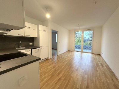 2-Zimmer-Balkon-Wohnung mit Abstellraum in Ruhelage | Nähe U1 Kagraner Platz