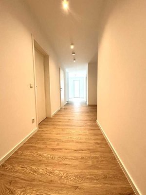 3-Raum Wohnung mit Aufzug - Erstbezug nach Neubau