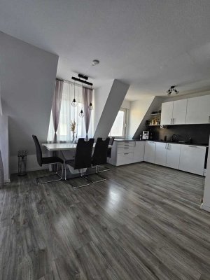 2-Raum-DG-Wohnung mit Balkon und Einbauküche in Bad Neuenahr