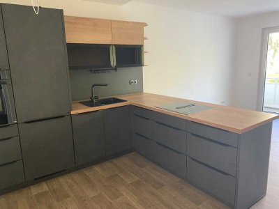 Neuwertige 3-Zimmer-Wohnung mit zwei Balkonen in Freiberg