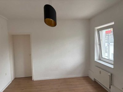 Helle 2-Zimmer Wohnung mit Balkon im 2. OG in Königswinter