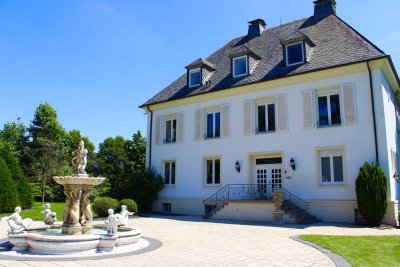 Hochkarätige Wohn- und Geschäftsvilla