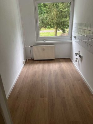 Helle Erdgeschosswohnung in Grünheide mit Balkon und Blick ins Grüne