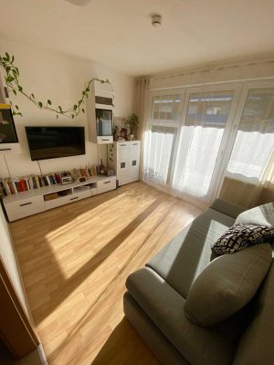 Helle und freundliche 2,5-ZKB Wohnung mit EBK und sonniger Terrasse im Kasernenviertel!